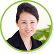 堀 科 氏