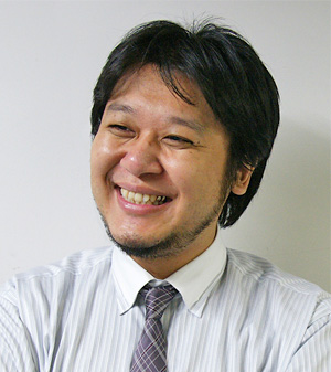 鈴木 宏幸 氏
